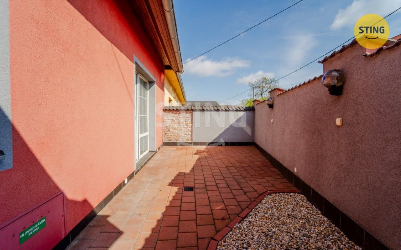 Pronájem bytu 4+kk 114 m² - foto 8