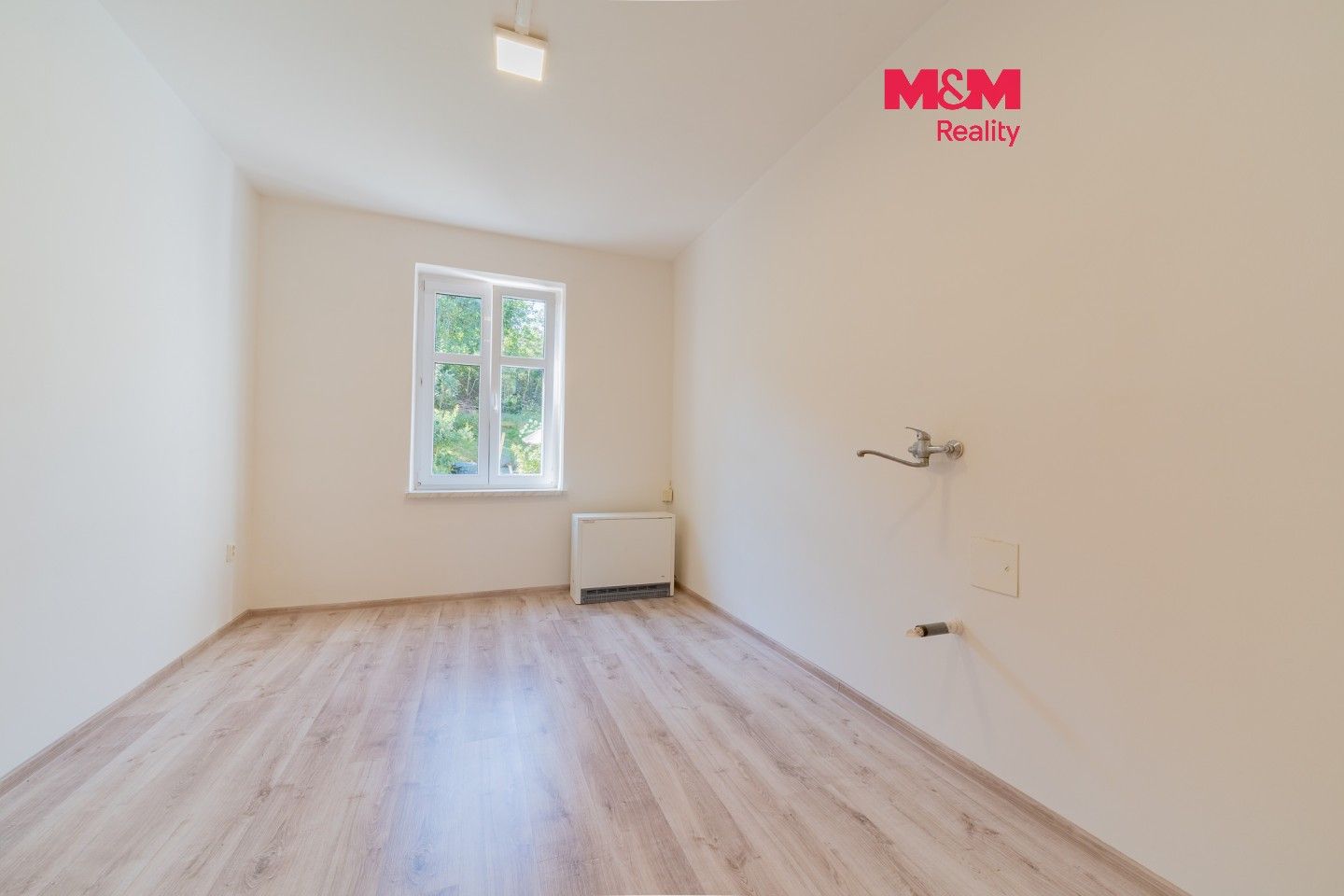 Prodej bytu 1+1 48 m² - foto 1