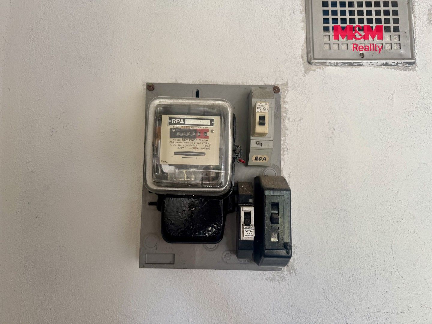 Prodej nemovitosti 16 m² - foto 4
