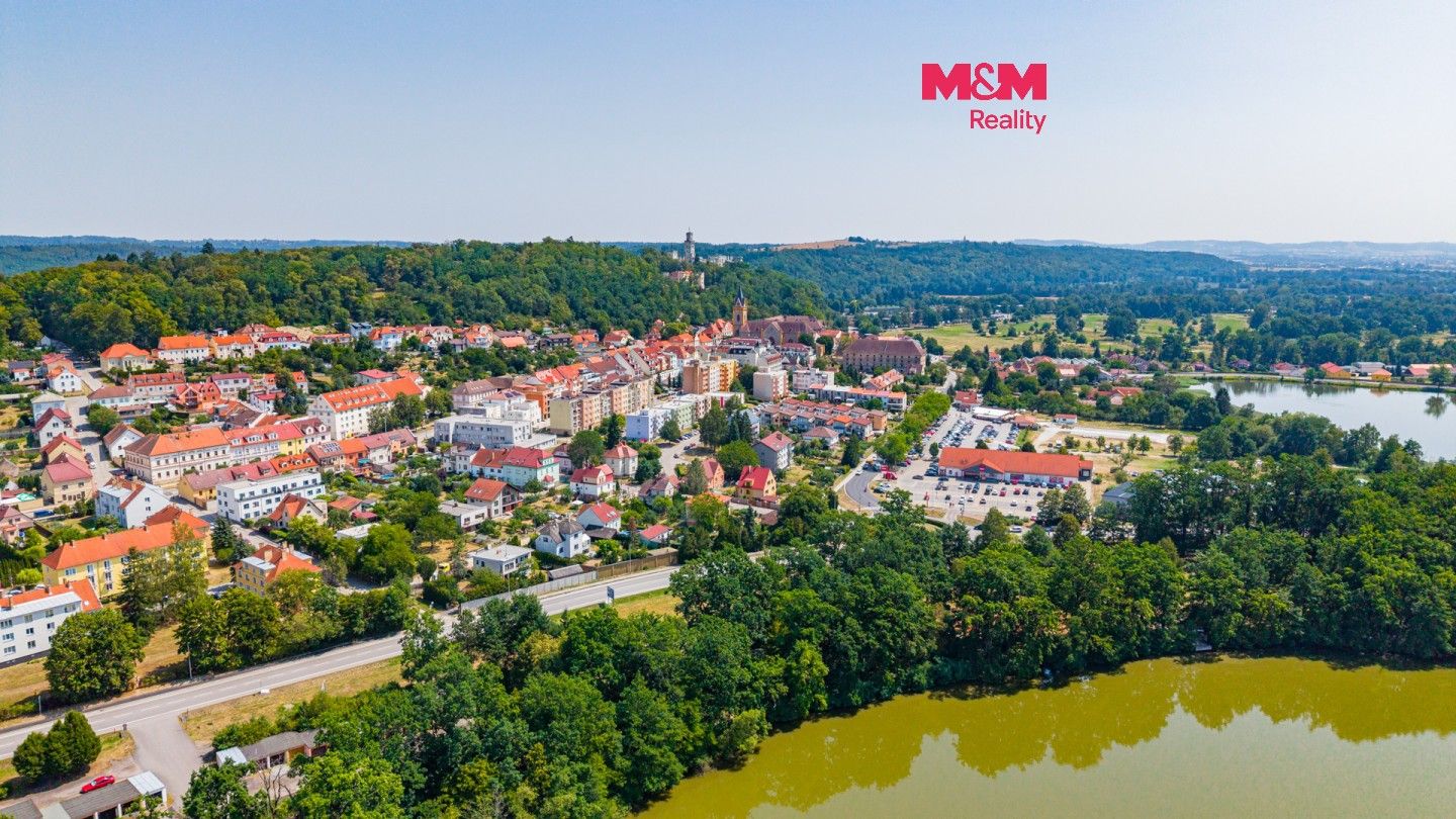 Prodej bytu 3+1 66 m² - foto 1