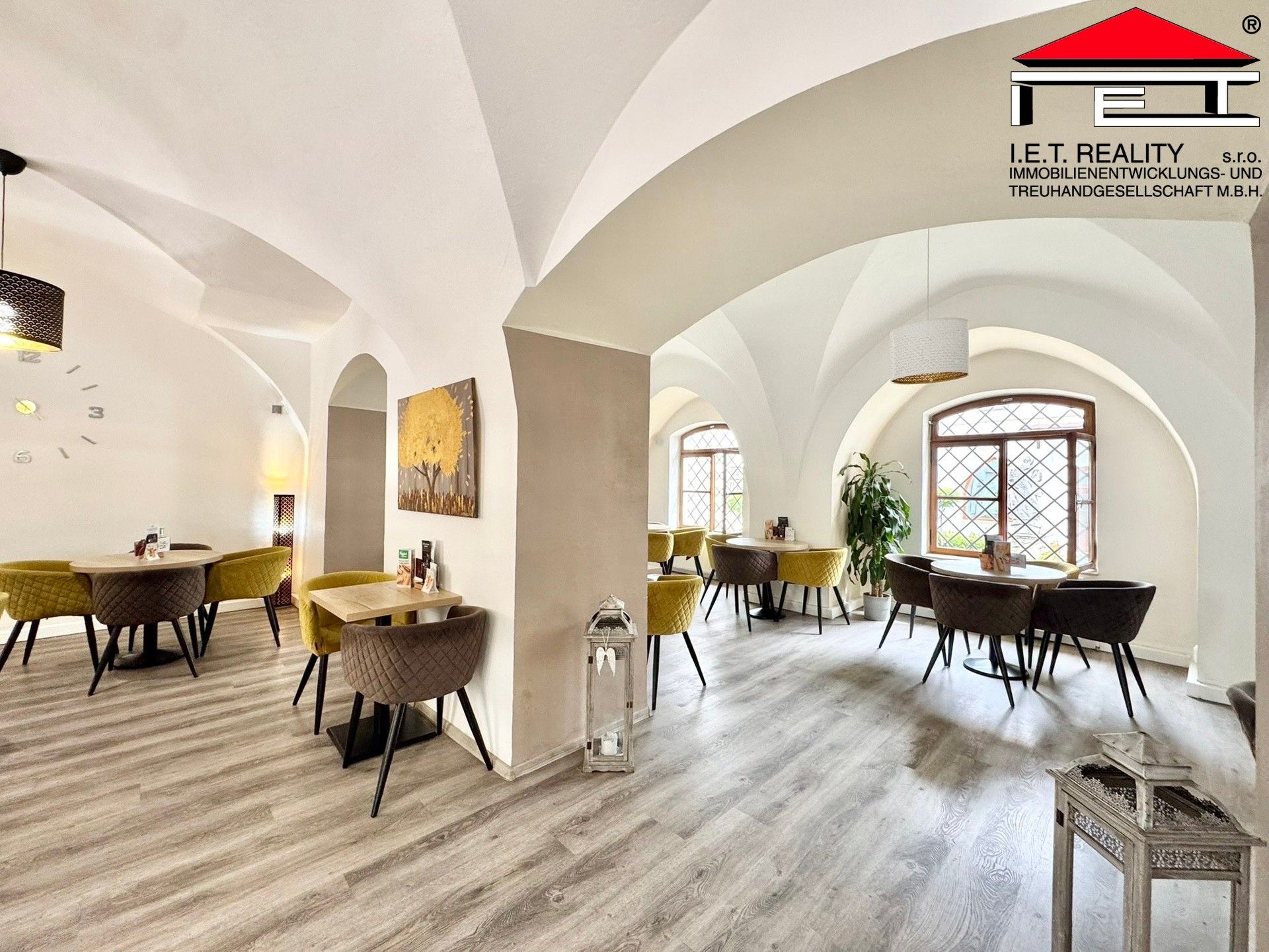 Pronájem komerčního prostoru 142 m² - foto 5
