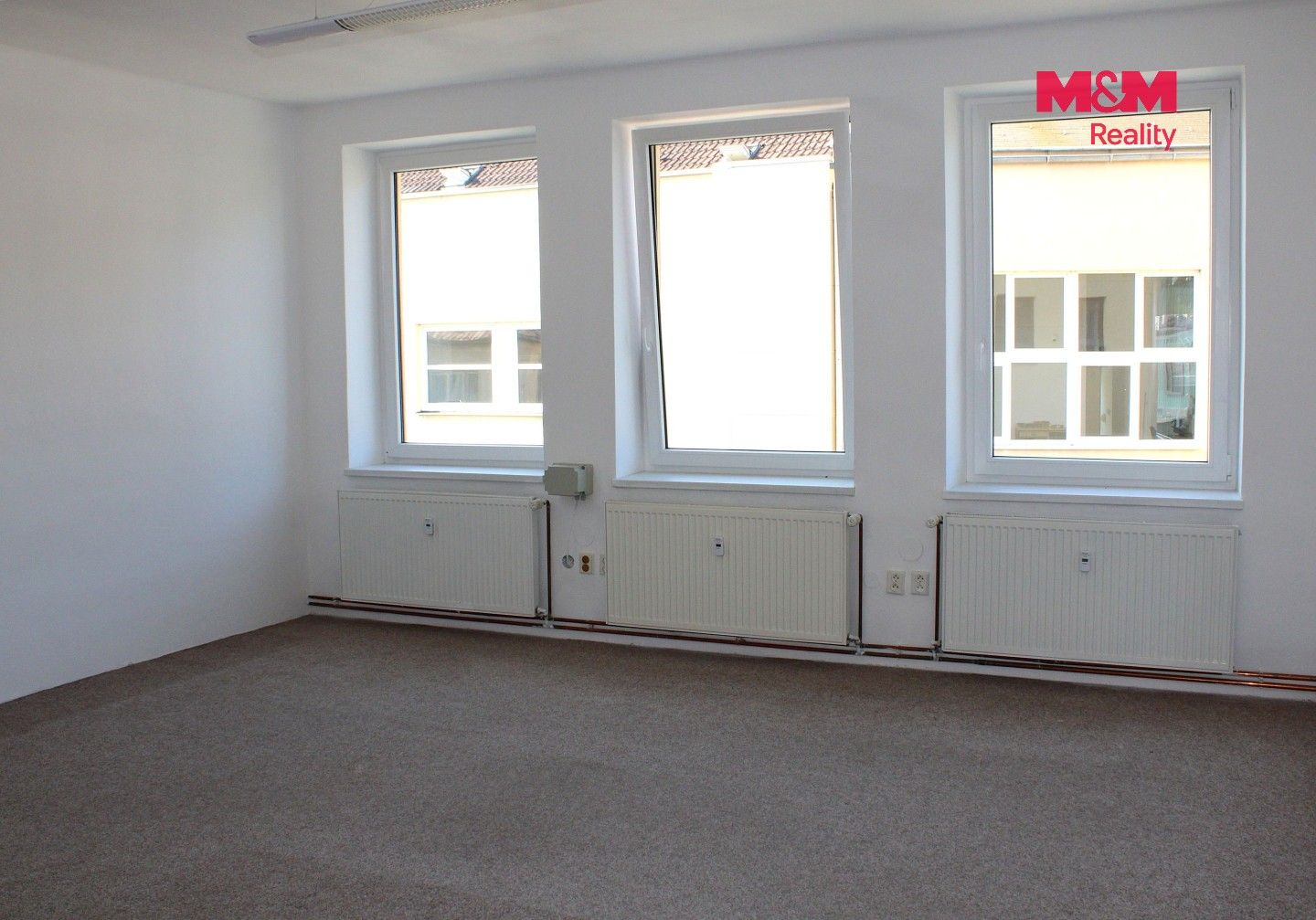 Pronájem komerčního prostoru 27 m² - foto 2