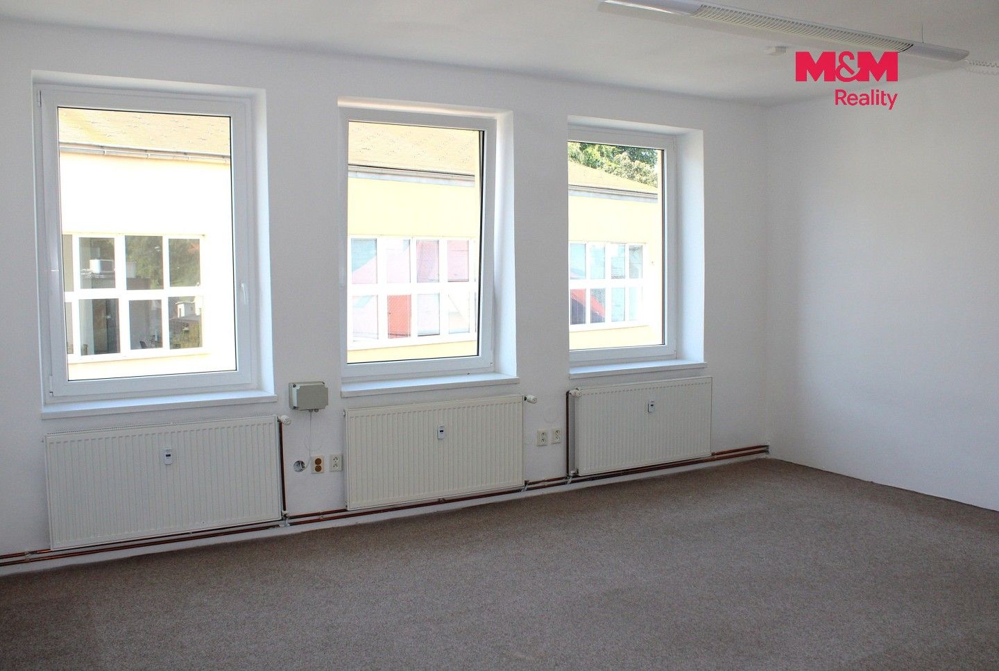 Pronájem komerčního prostoru 27 m² - foto 3
