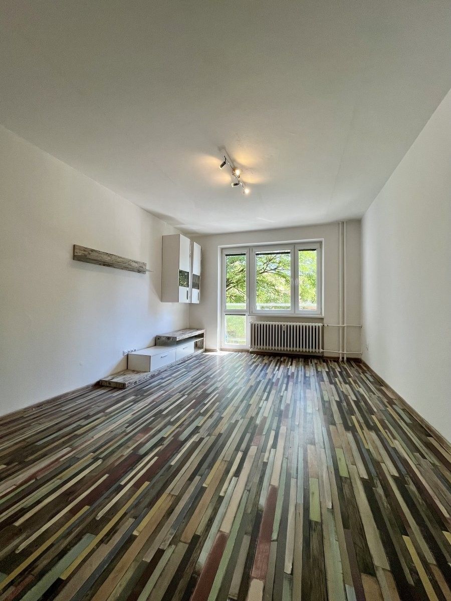 Pronájem bytu 3+kk 47 m² - foto 3
