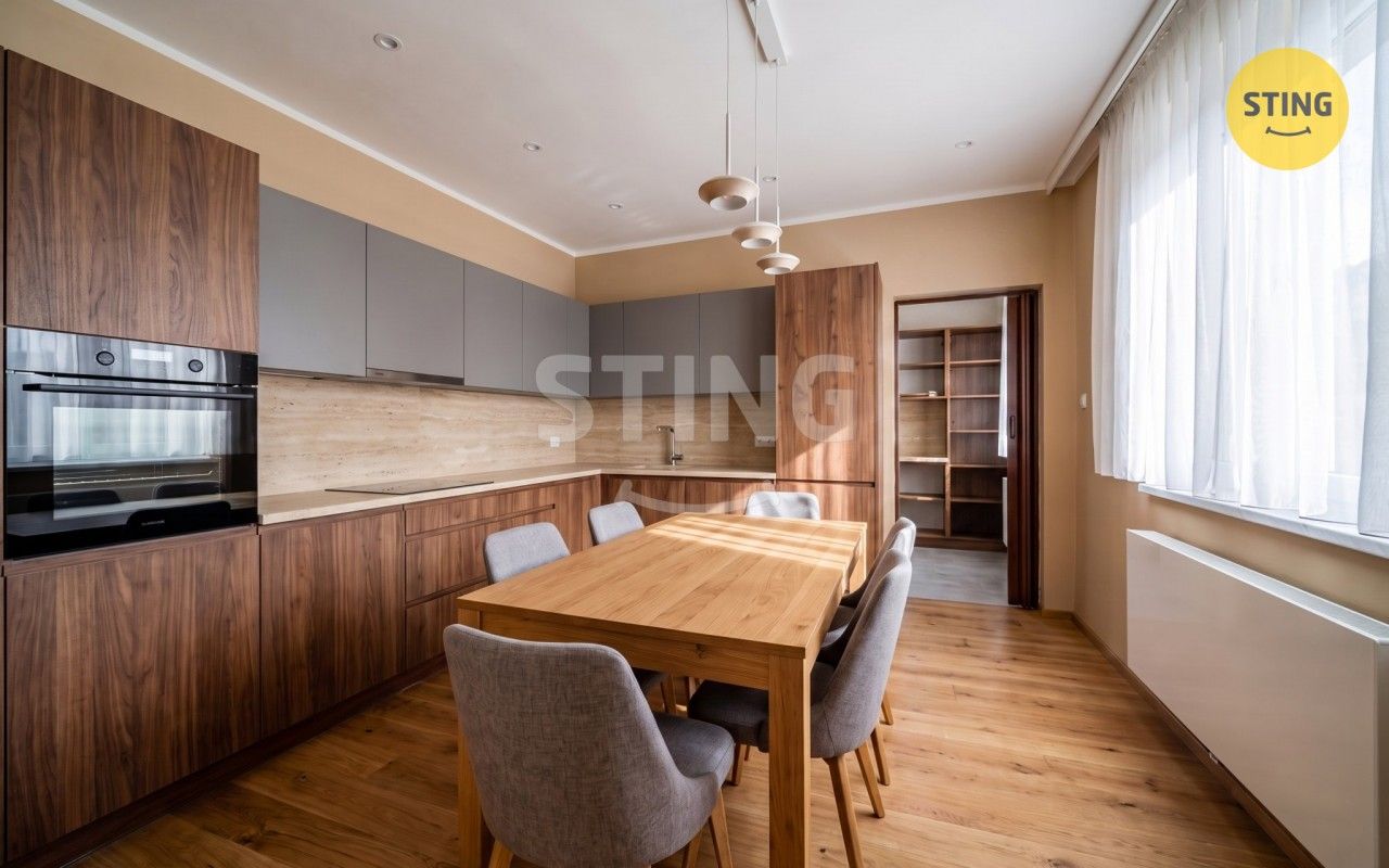 Prodej domu 193 m² - foto 4