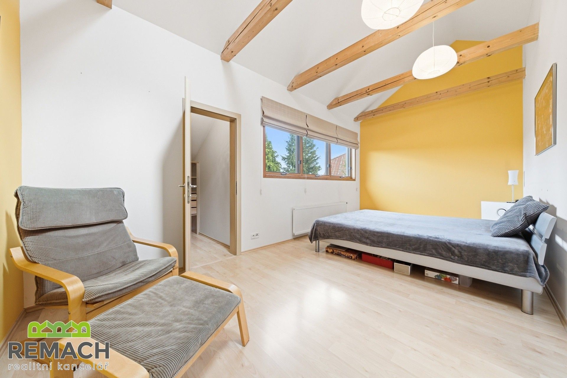 Prodej nemovitosti 235 m² - foto 12