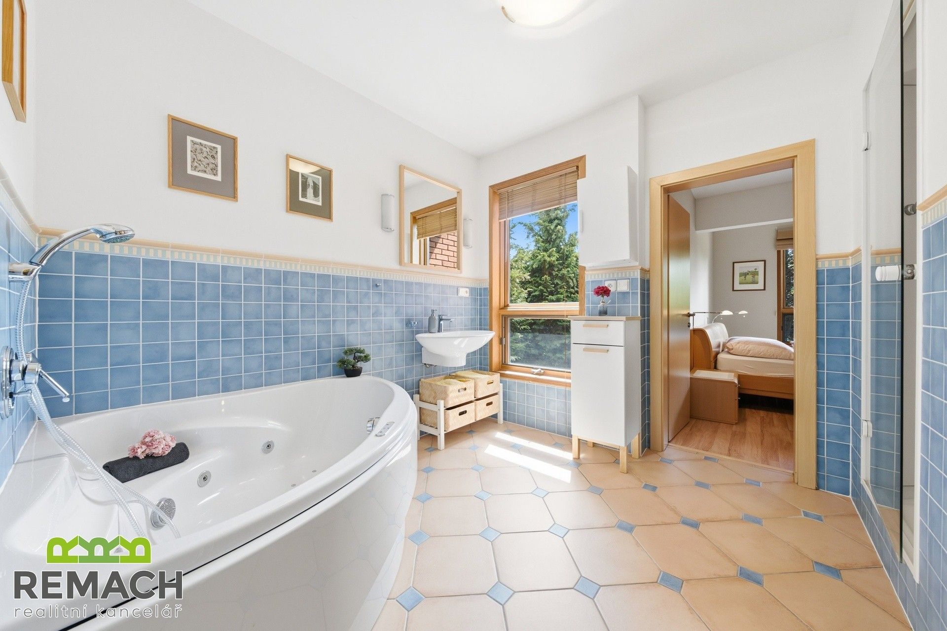 Prodej nemovitosti 235 m² - foto 14