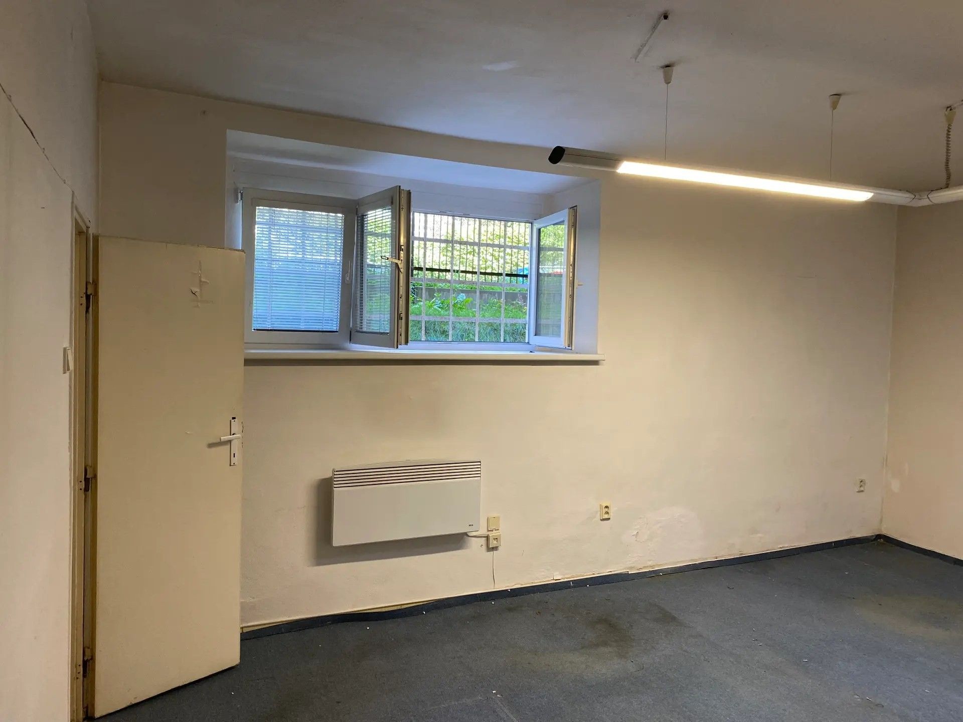 Pronájem nemovitosti 52 m² - foto 1