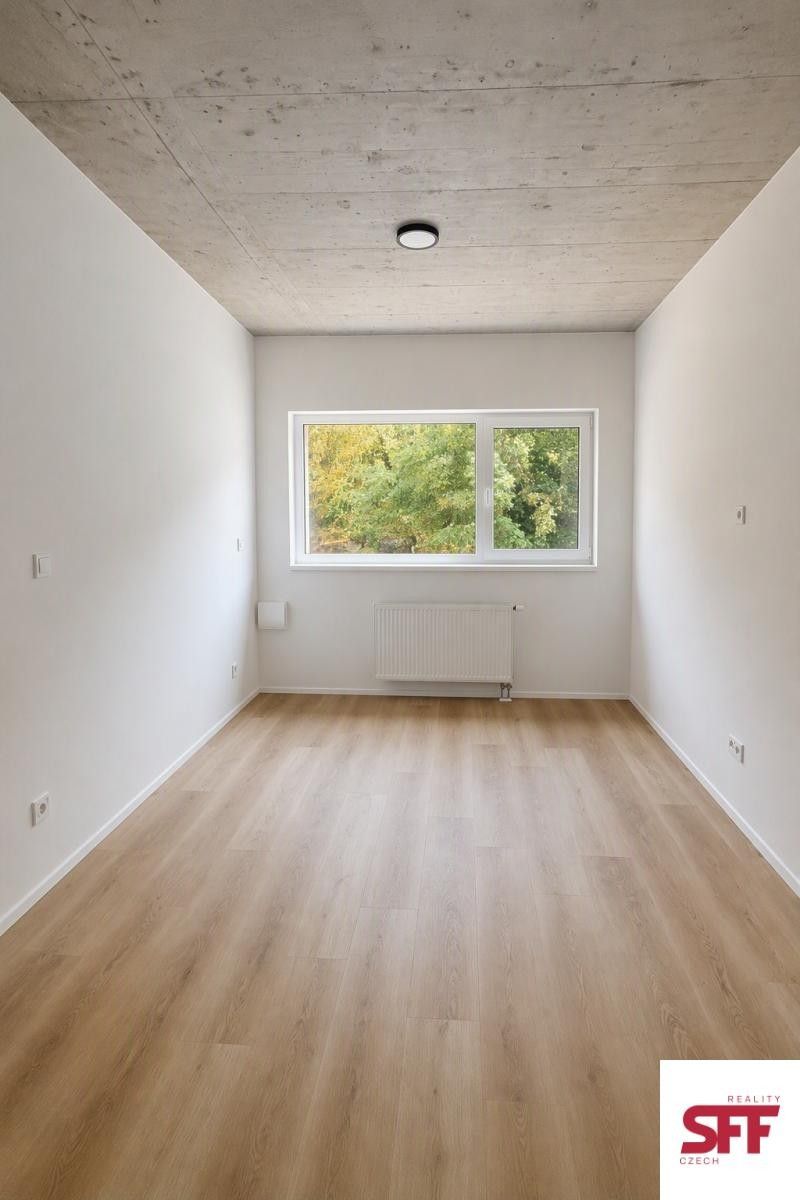 Pronájem bytu 2+kk 60 m² - foto 9