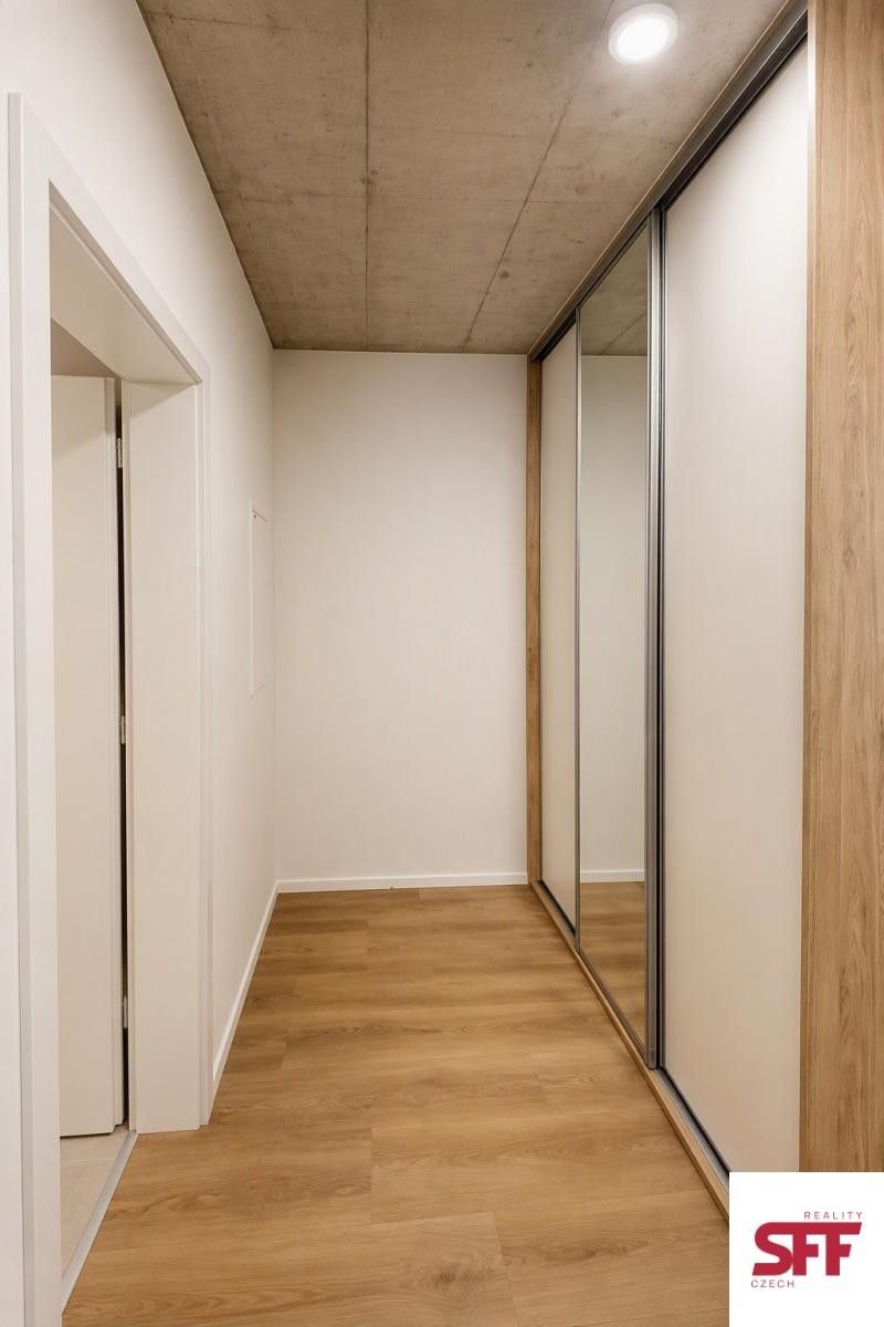 Pronájem bytu 2+kk 60 m² - foto 10