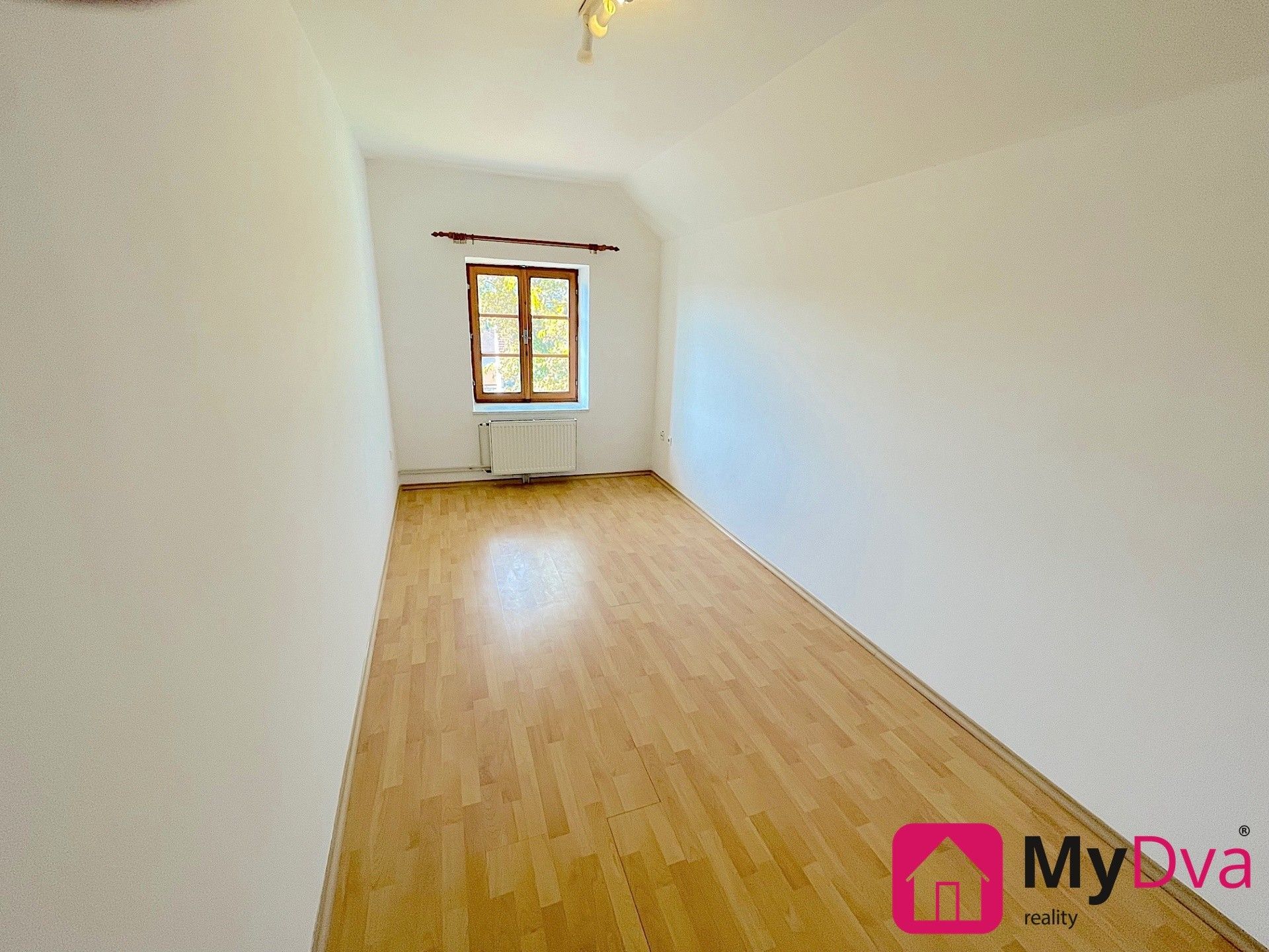 Pronájem bytu 3+kk 60 m² - foto 2
