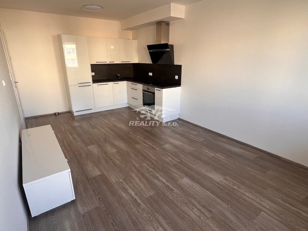 Pronájem bytu 2+kk 50 m² - foto 3