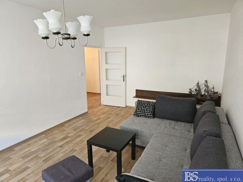 Pronájem bytu 2+1 65 m² - foto 6