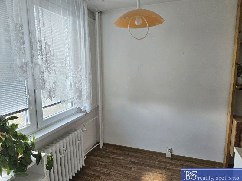 Pronájem bytu 2+1 65 m² - foto 3