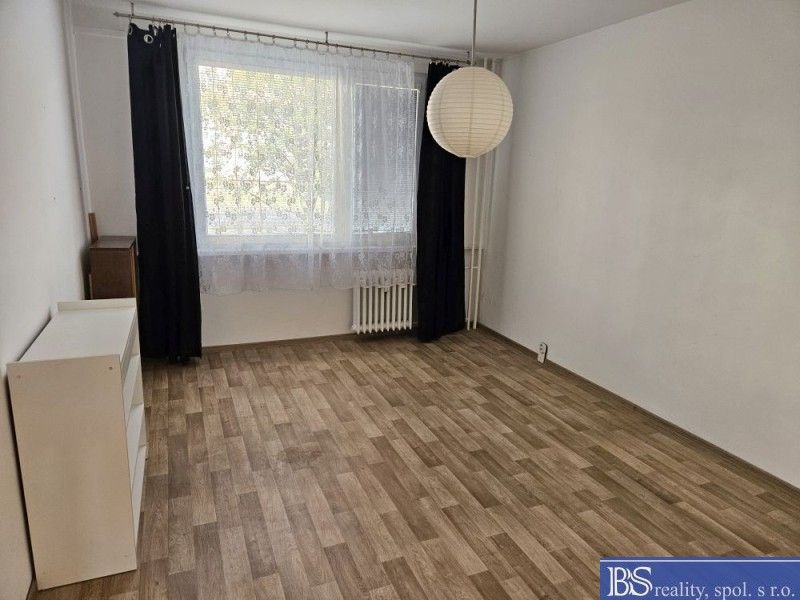 Pronájem bytu 2+1 65 m² - foto 9