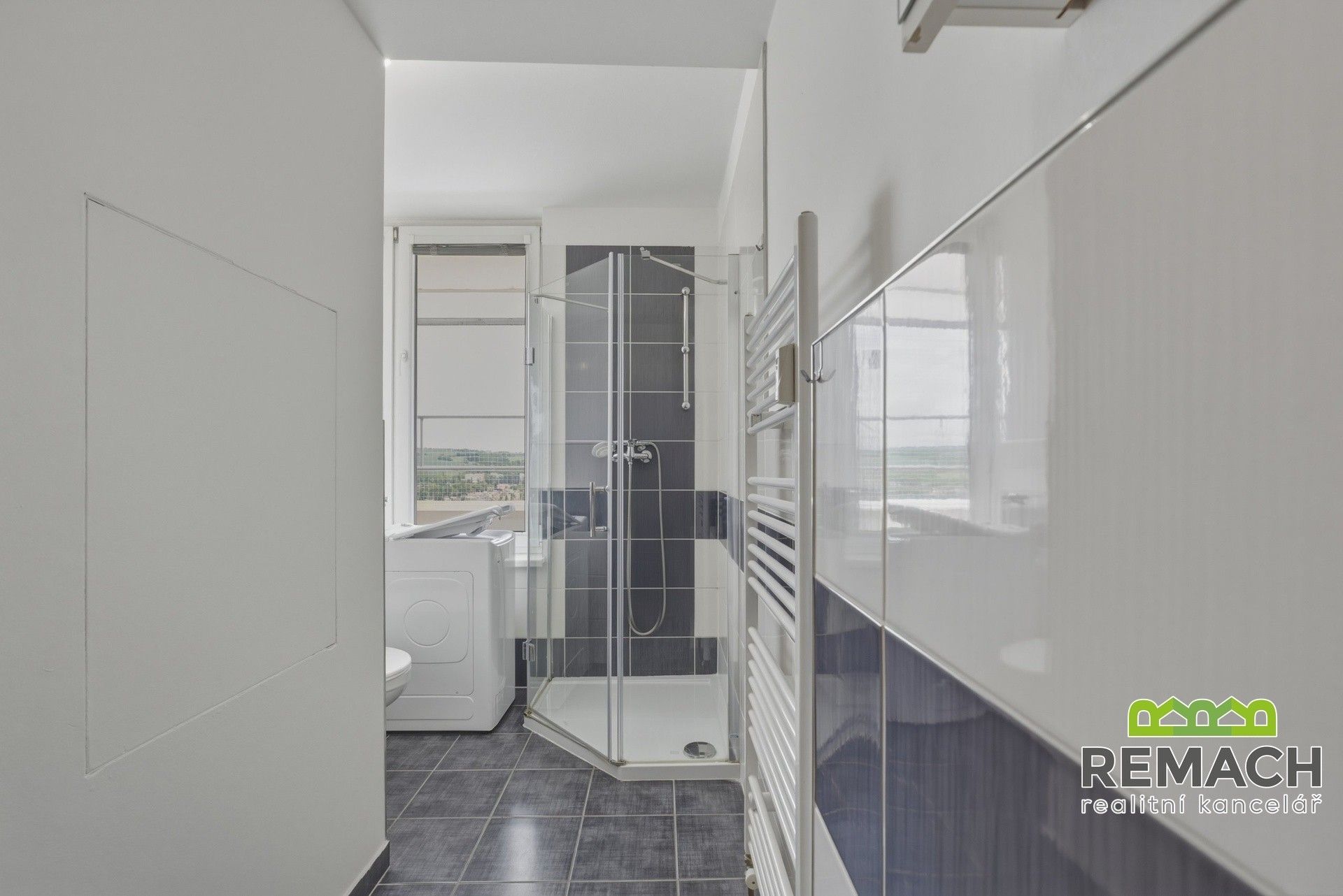 Pronájem bytu 1+kk 33 m² - foto 4