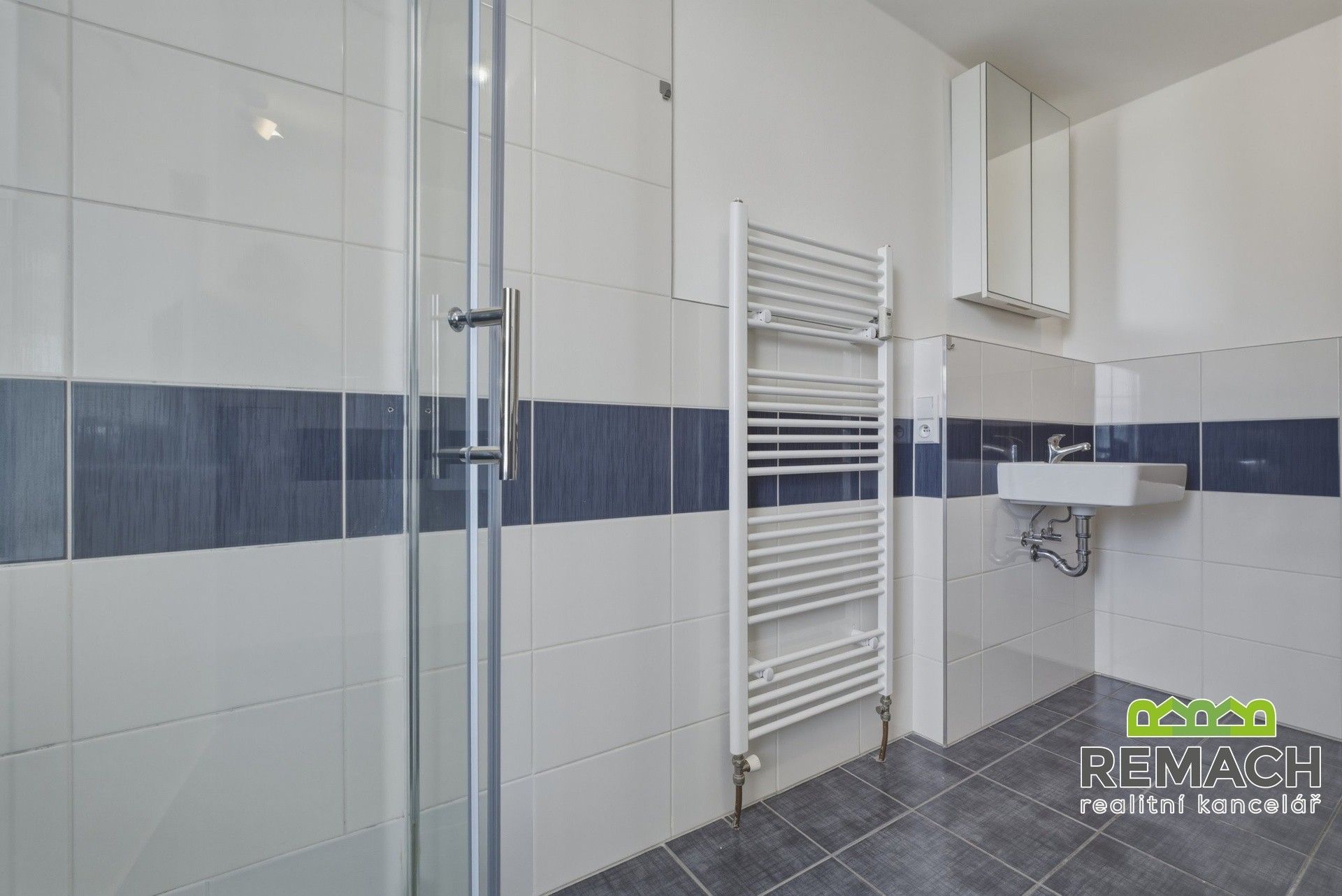 Pronájem bytu 1+kk 33 m² - foto 11