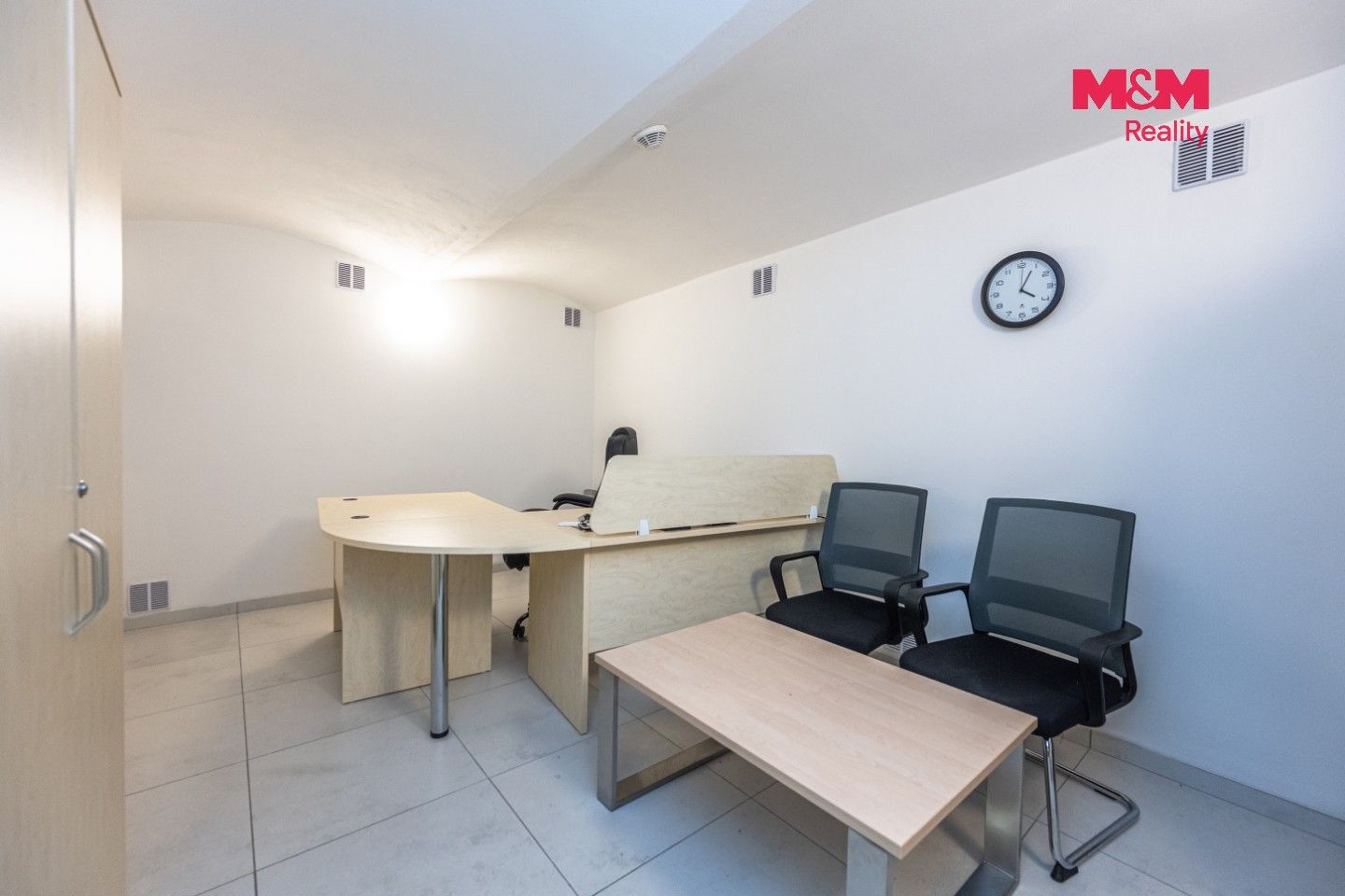 Pronájem komerčního prostoru 200 m² - foto 17