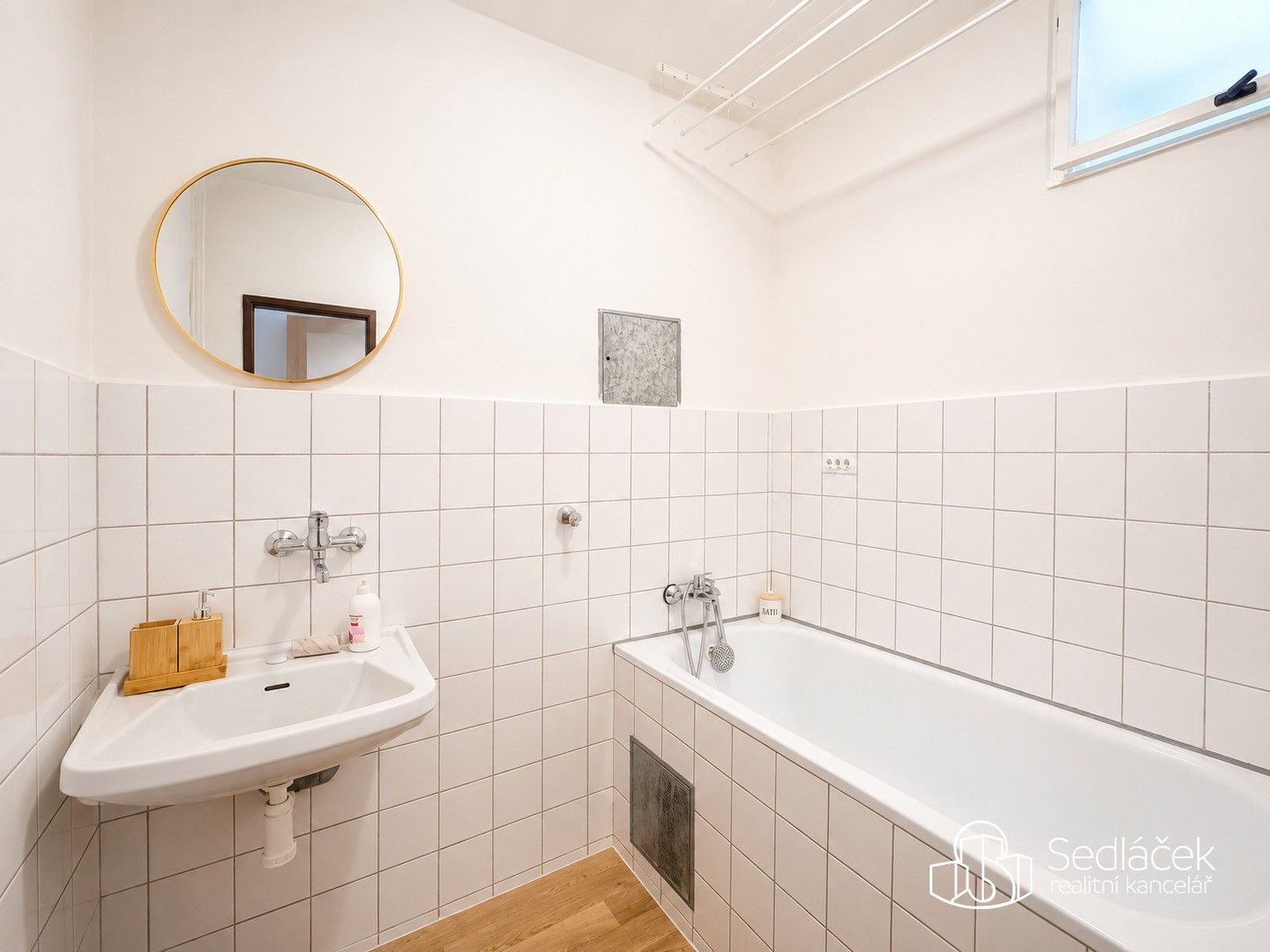 Pronájem bytu 3+1 56 m² - foto 12