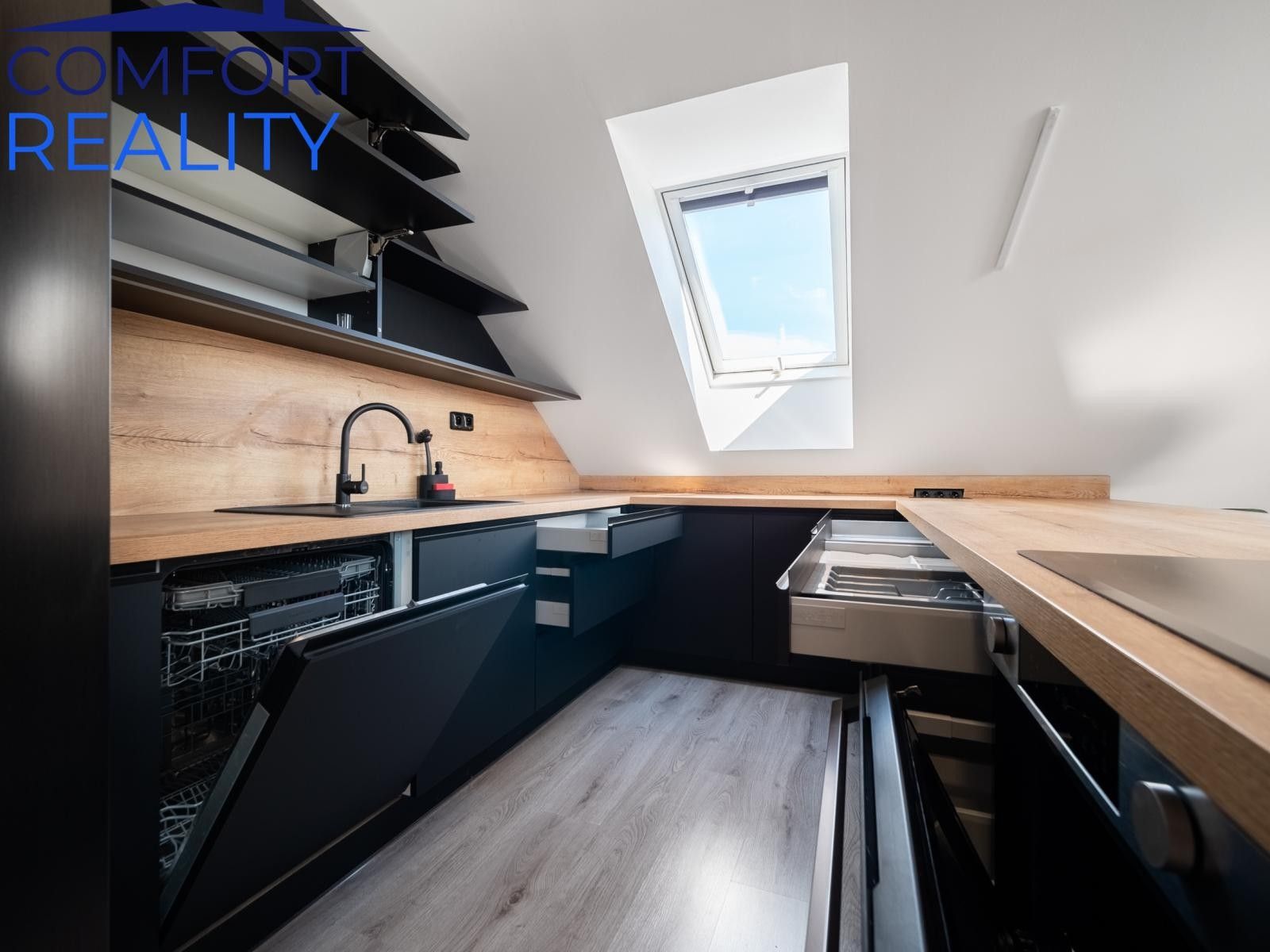 Prodej bytu 3+kk 80 m² - foto 11