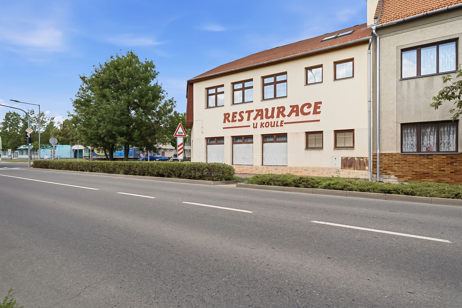 Prodej nemovitosti 630 m² - foto 4