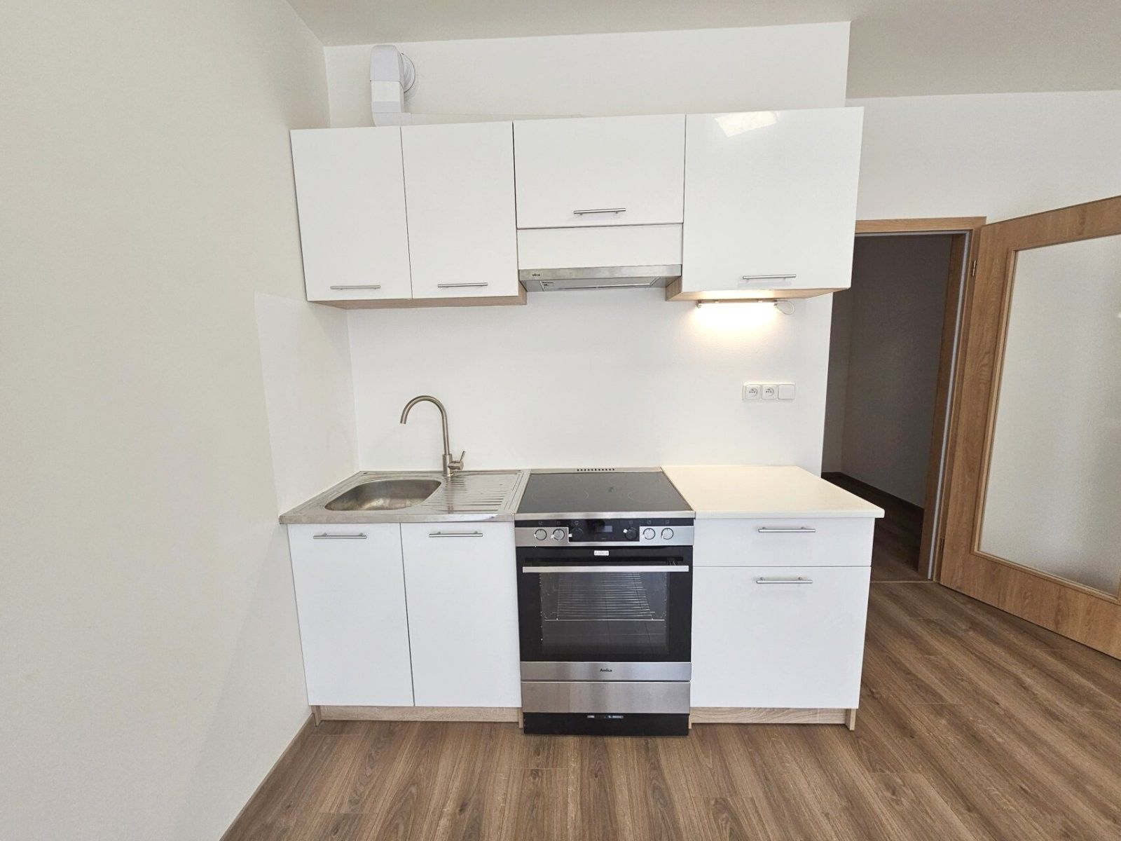 Pronájem bytu 1+kk 33 m² - foto 4