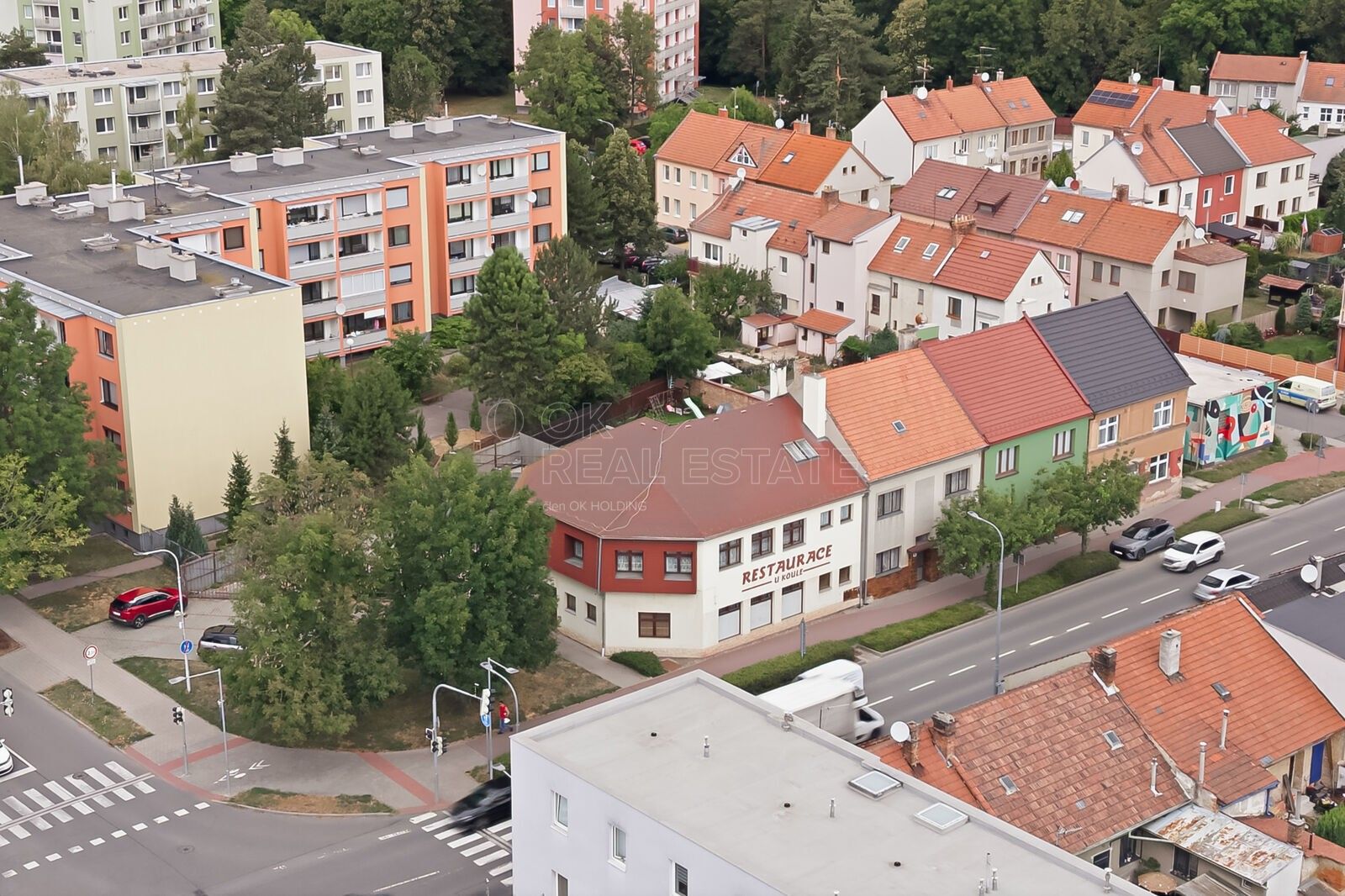 Prodej nemovitosti 630 m² - foto 9