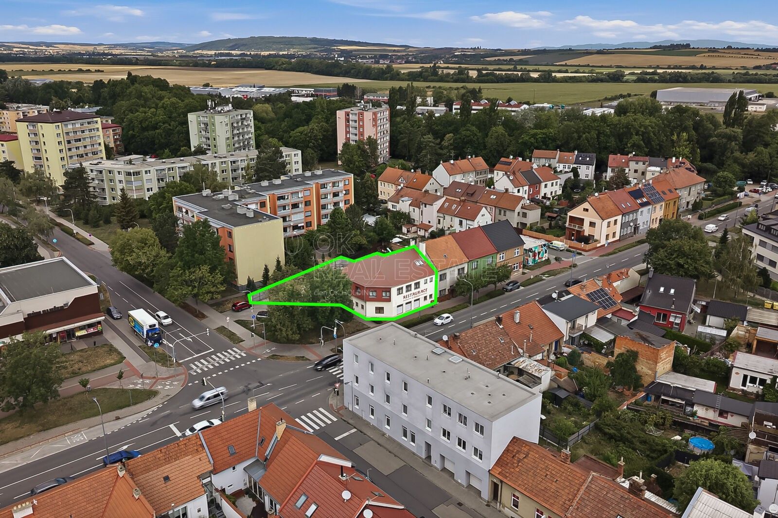 Prodej nemovitosti 630 m² - foto 11