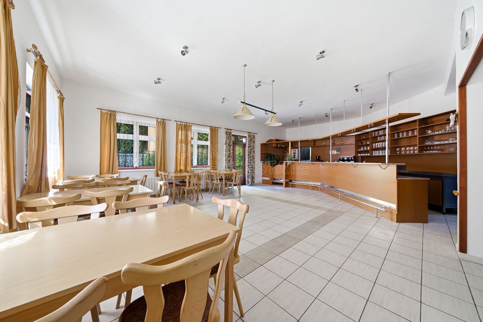 Prodej nemovitosti 630 m² - foto 15