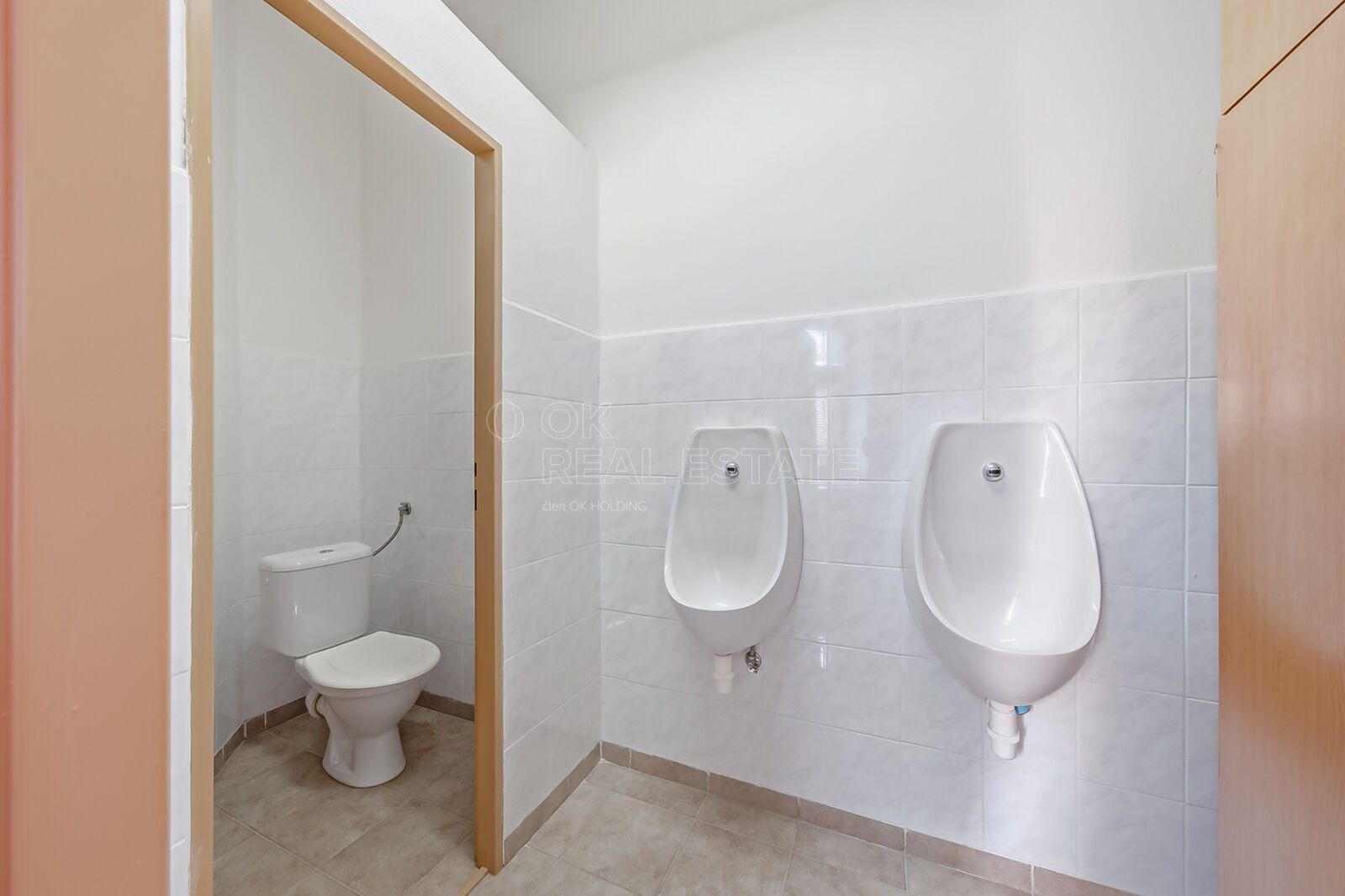 Prodej nemovitosti 630 m² - foto 30