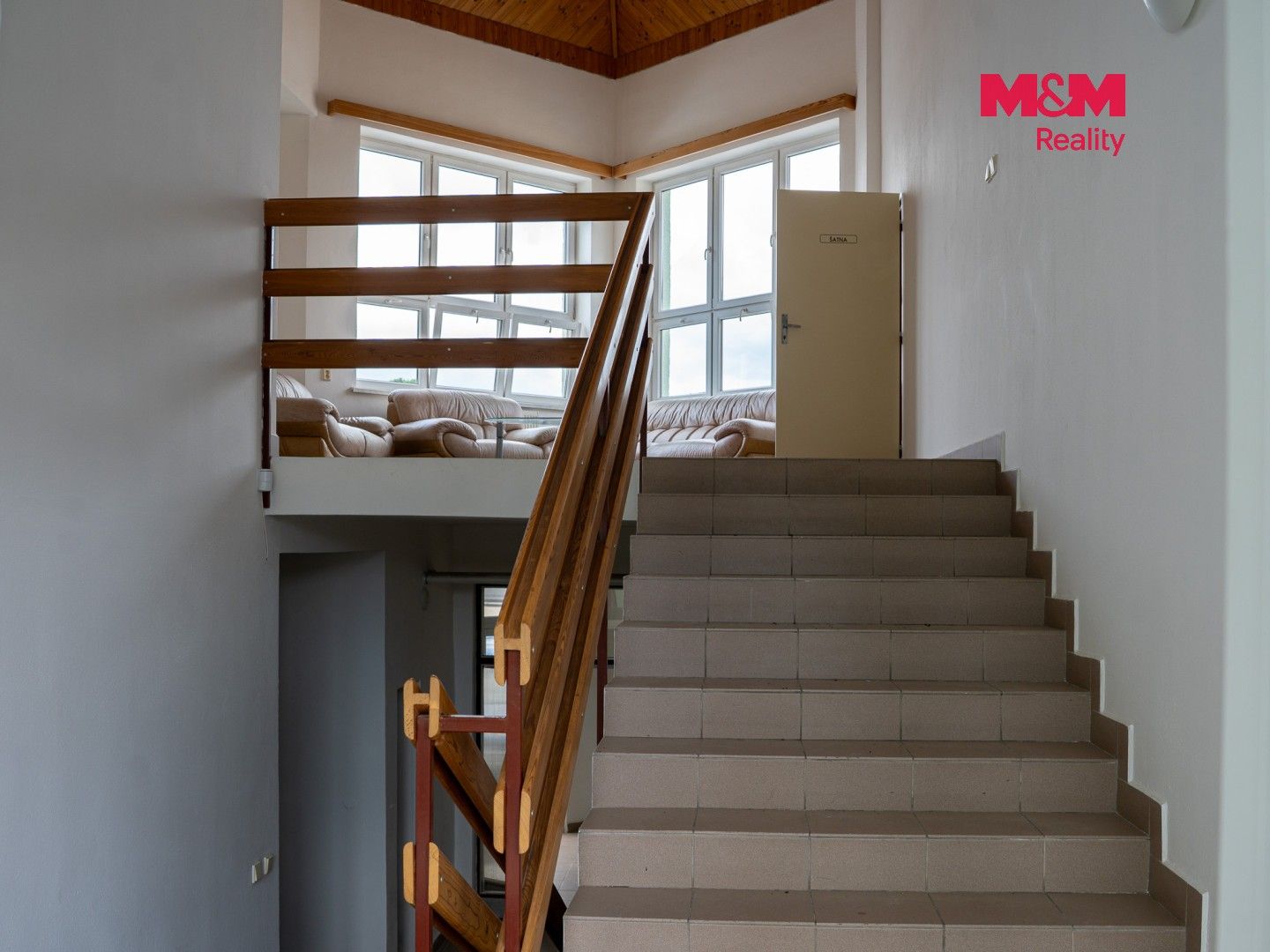 Pronájem komerčního prostoru 348 m² - foto 10