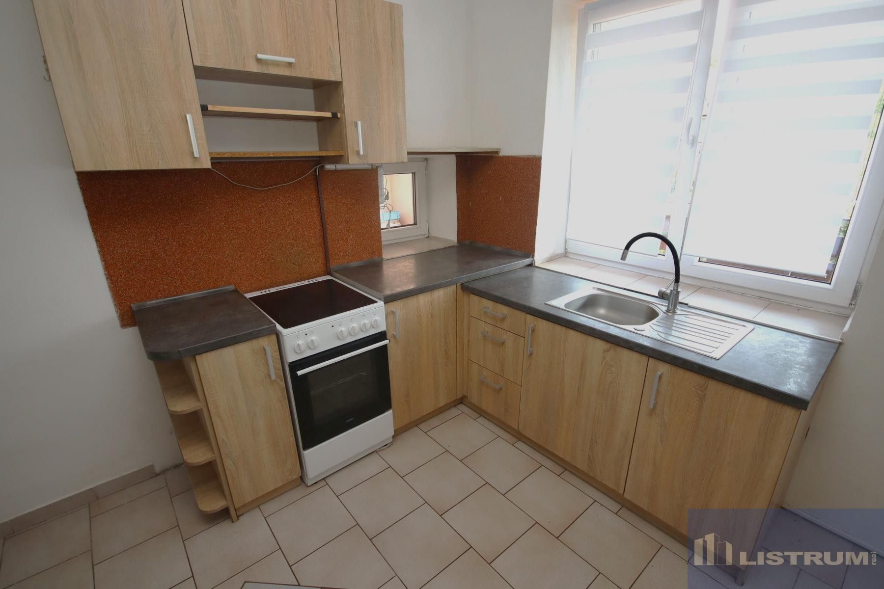 Pronájem bytu 4+1 147 m² - foto 6