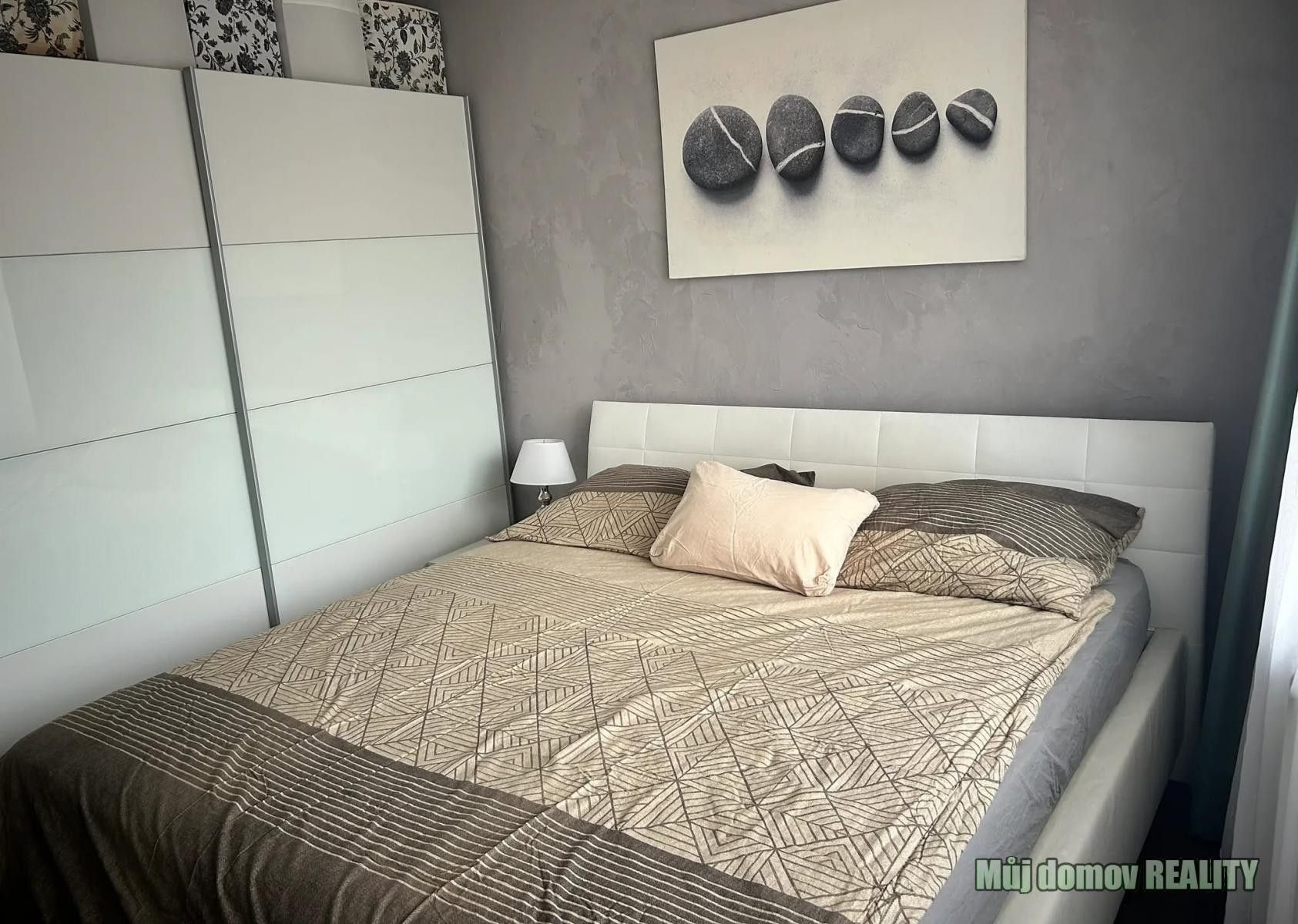 Pronájem bytu 3+1 72 m² - foto 2