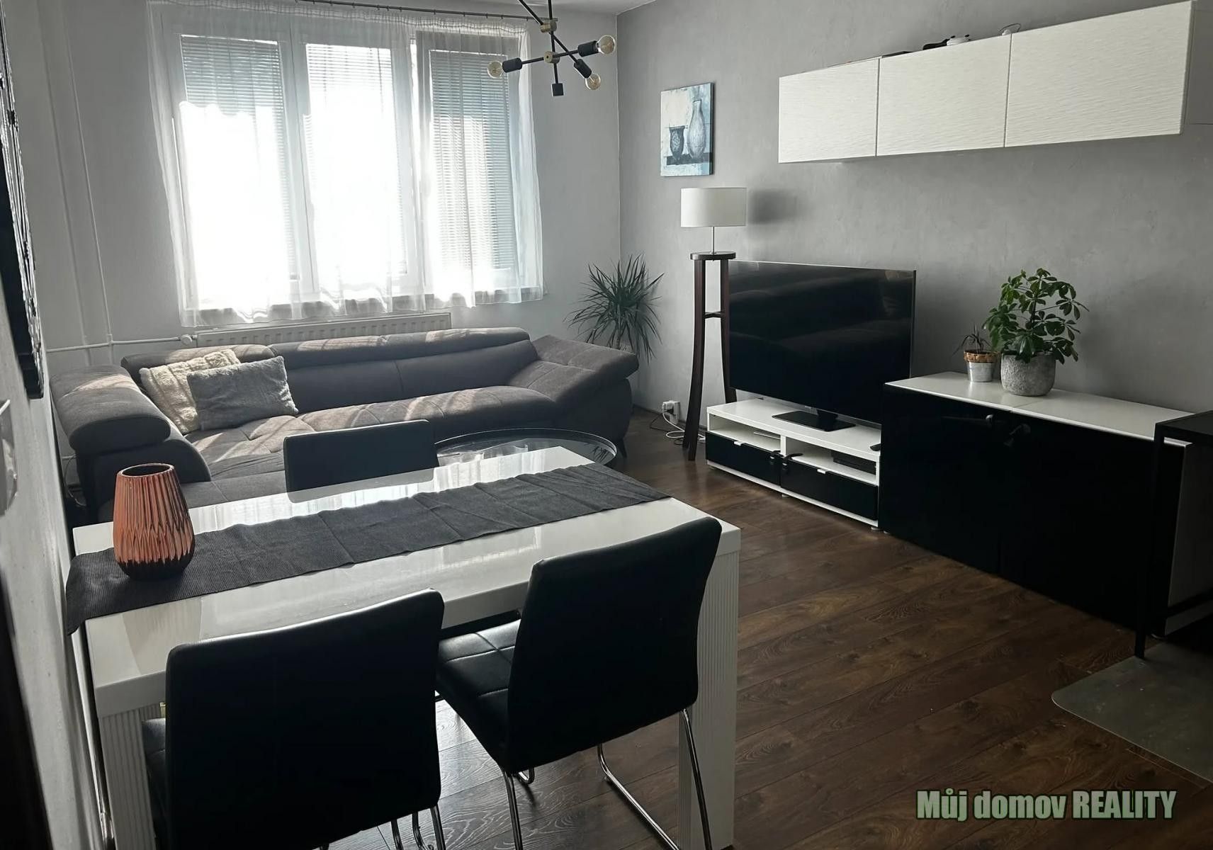 Pronájem bytu 3+1 72 m² - foto 3