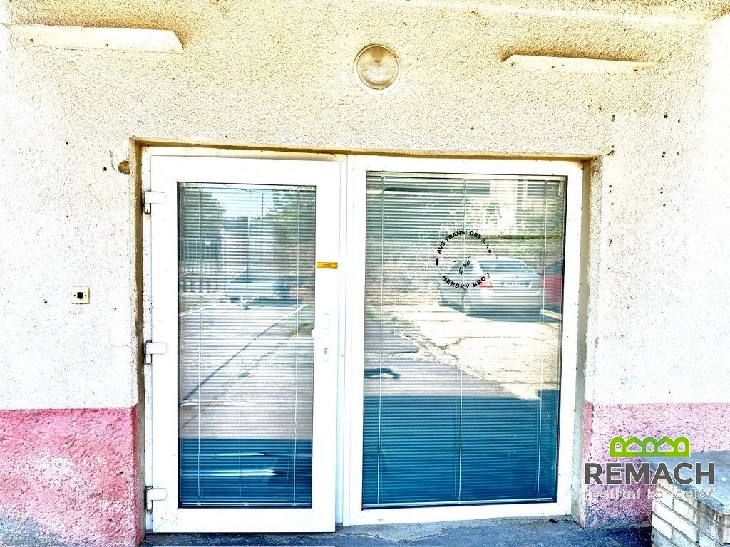 Pronájem komerčního prostoru 15 m² - foto 4