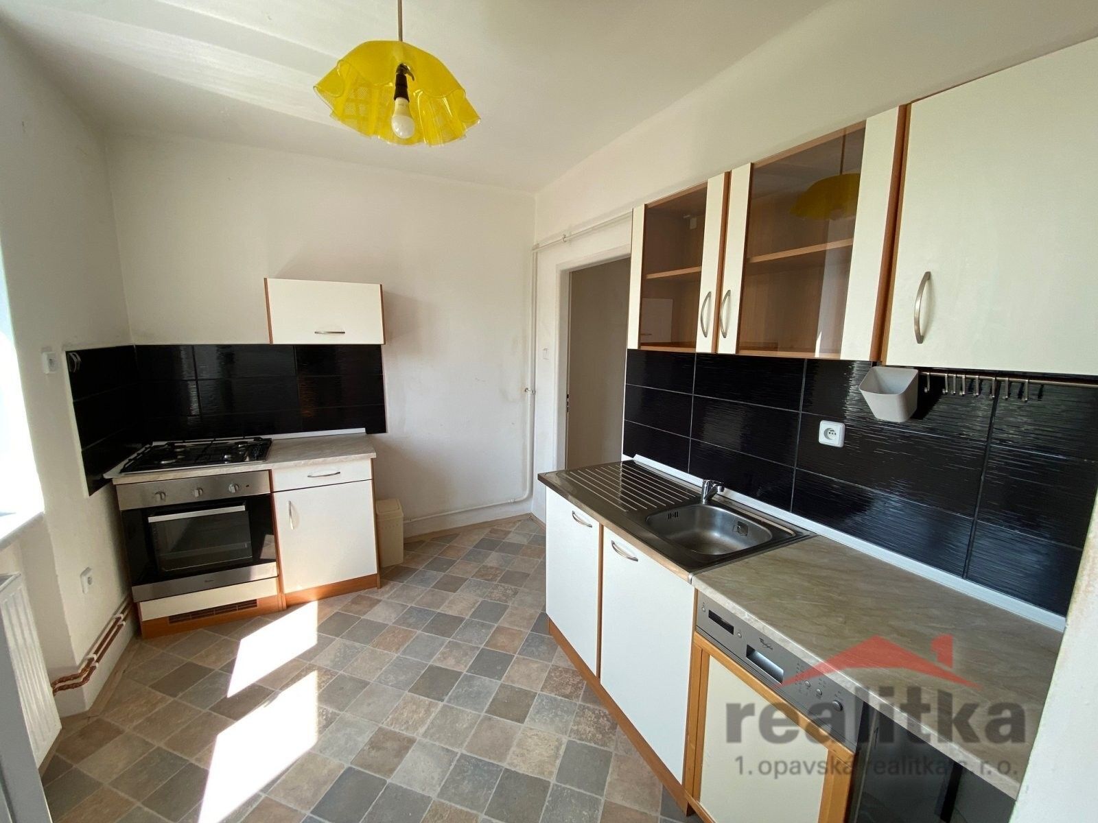 Pronájem bytu 2+1 53 m² - foto 1