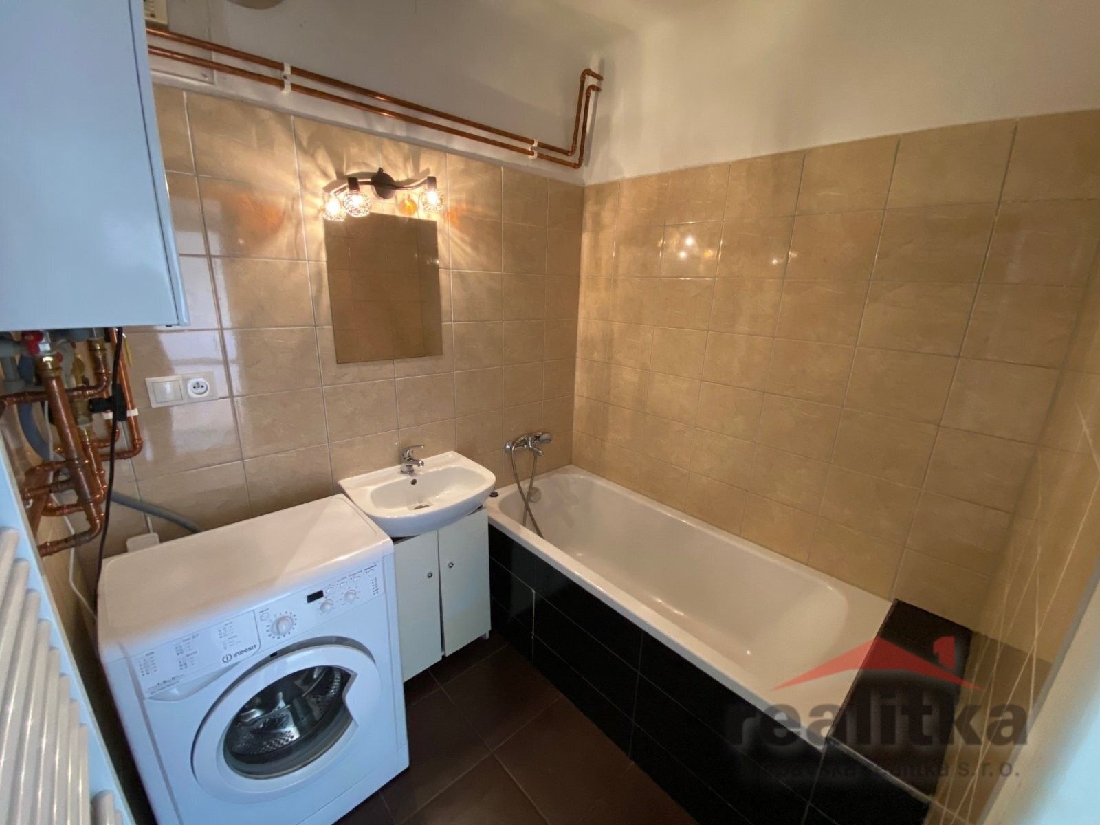 Pronájem bytu 2+1 53 m² - foto 5