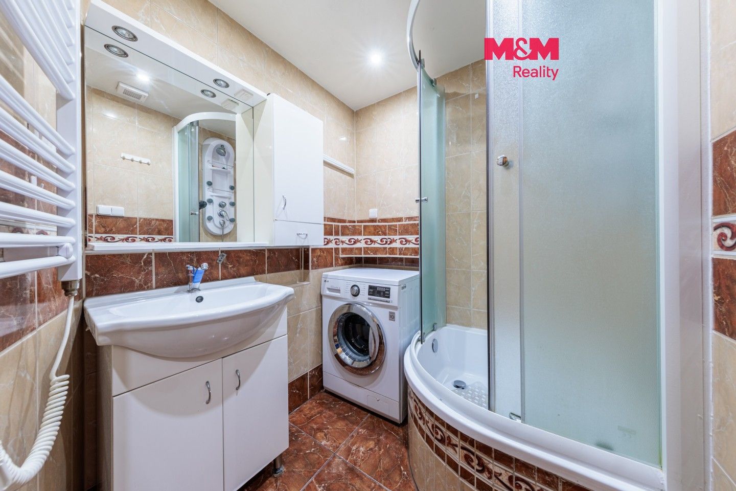 Prodej bytu 3+1 81 m² - foto 1