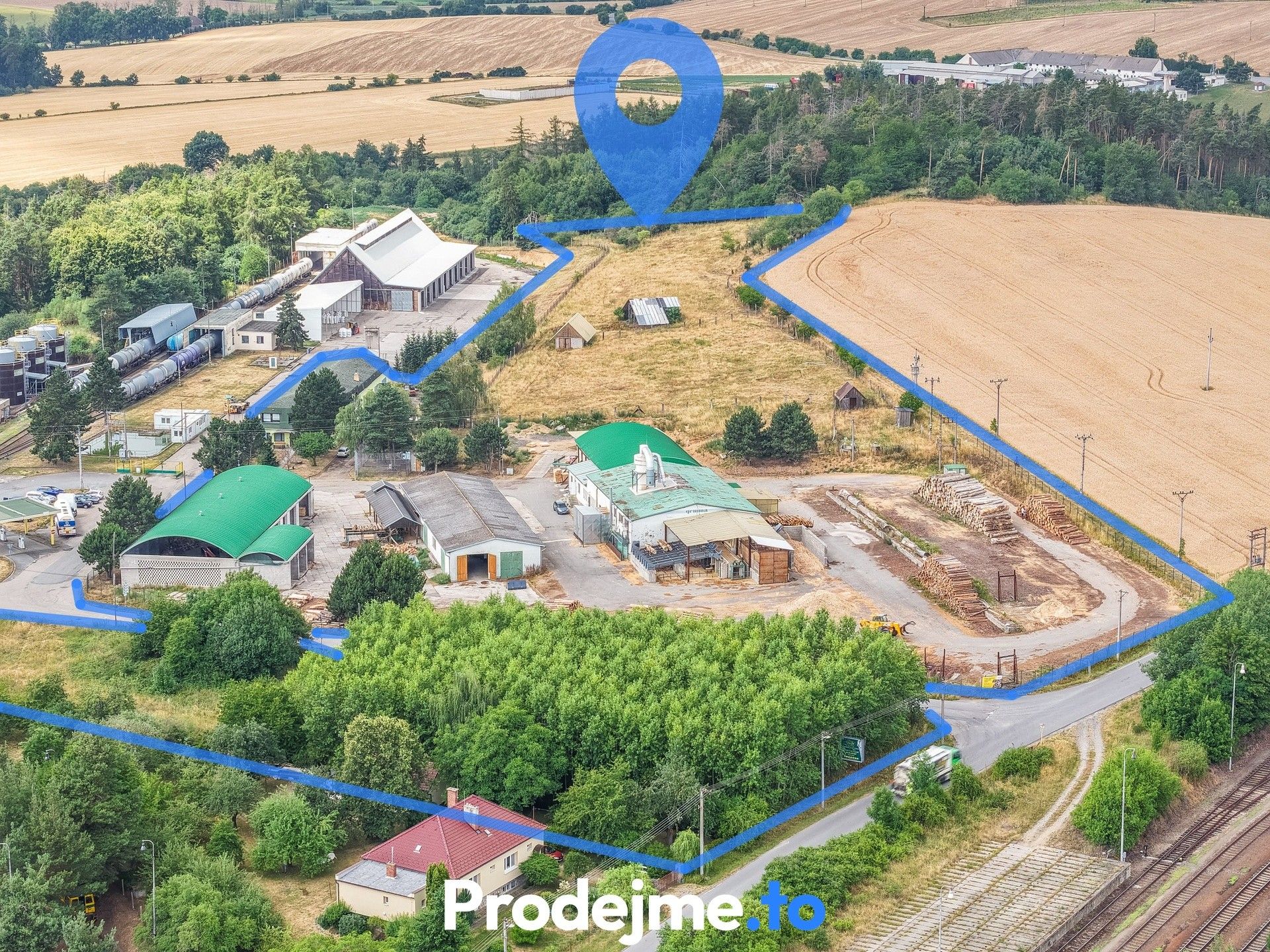 Prodej komerčního prostoru 2856 m² - foto 1