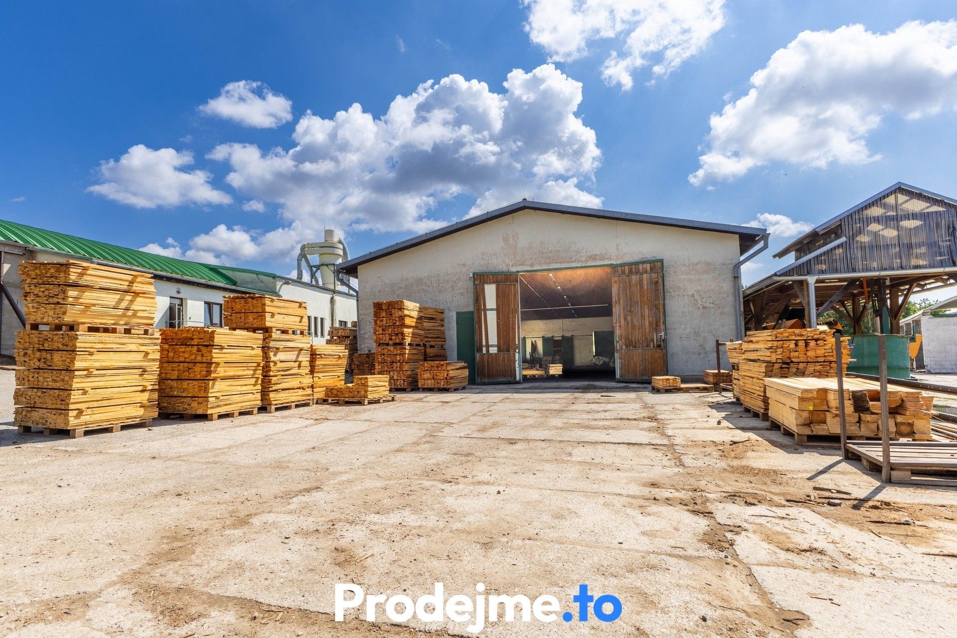 Prodej komerčního prostoru 2856 m² - foto 2