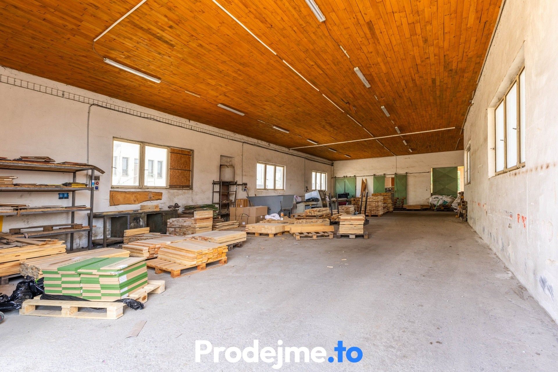 Prodej komerčního prostoru 2856 m² - foto 3
