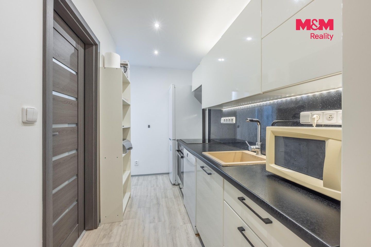 Pronájem komerčního prostoru 45 m² - foto 4