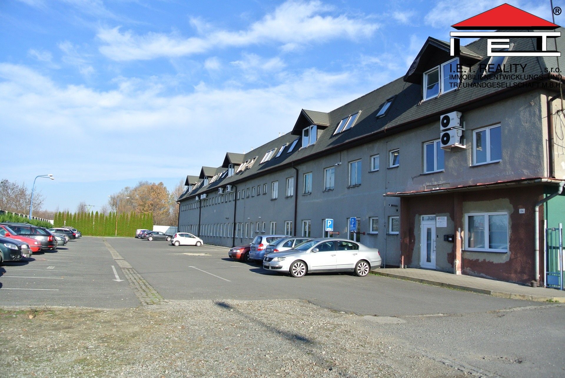 Pronájem komerčního prostoru 880 m² - foto 13