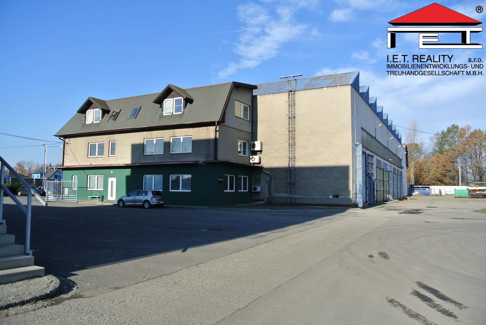 Pronájem komerčního prostoru 880 m² - foto 14