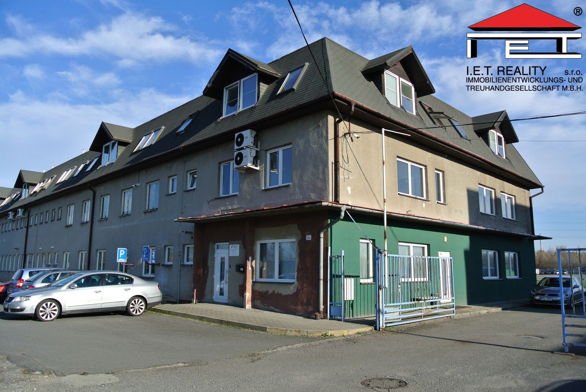 Pronájem komerčního prostoru 880 m² - foto 17