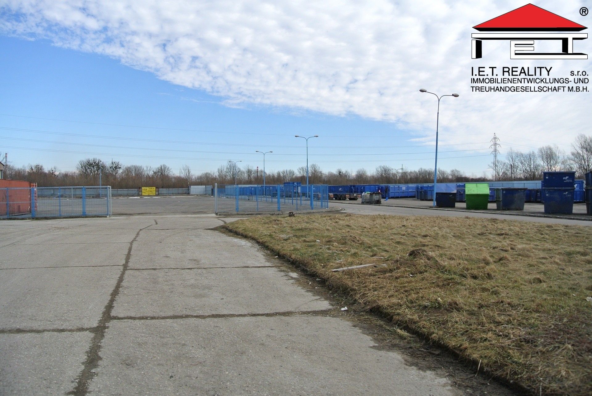 Pronájem komerčního prostoru 880 m² - foto 26