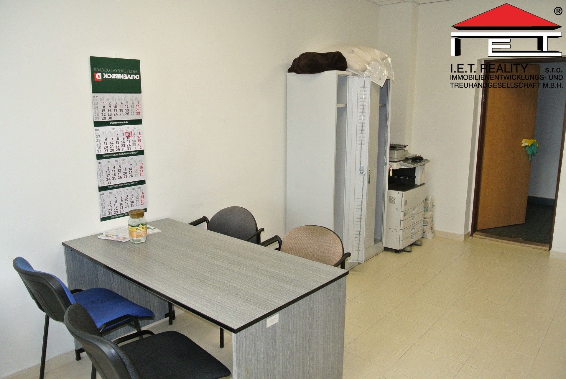Pronájem komerčního prostoru 880 m² - foto 29