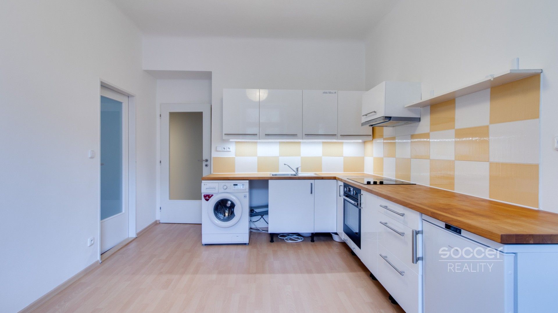Pronájem bytu 2+kk 39 m² - foto 3