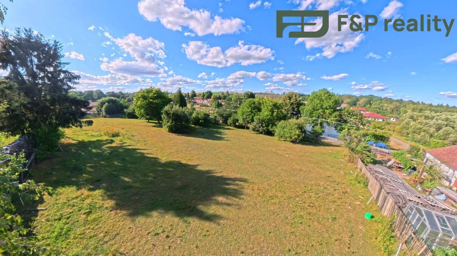 Prodej pozemku 976 m² - foto 6
