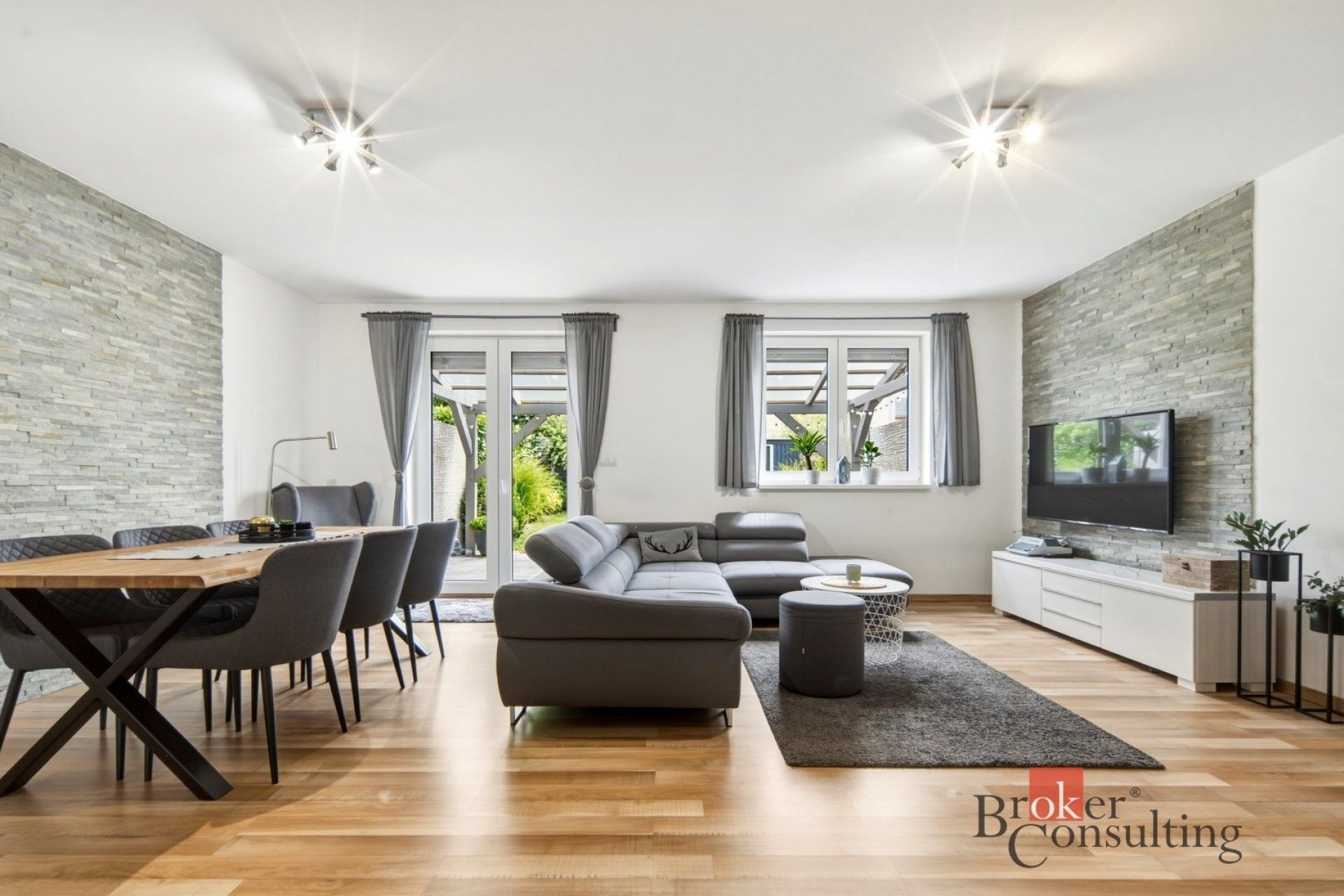 Prodej domu 107 m² - foto 1